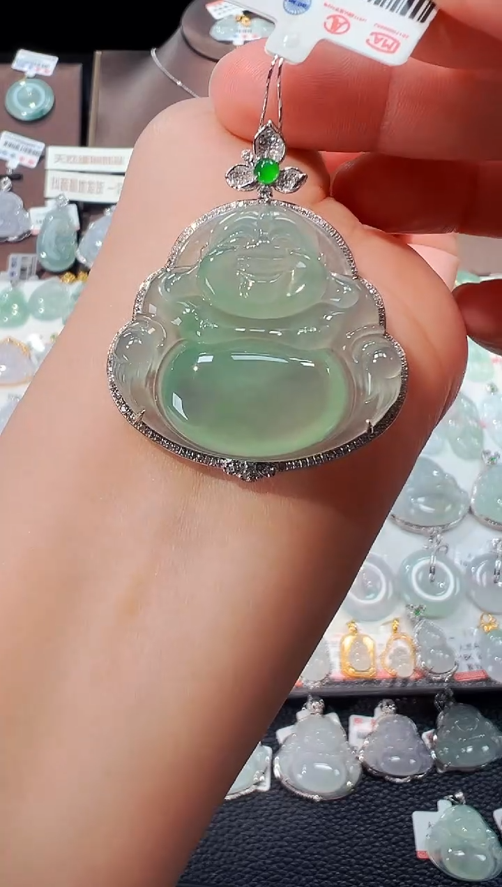 【闪购商品】翡翠吊坠(不含链)18K金镶嵌佛公吊坠960