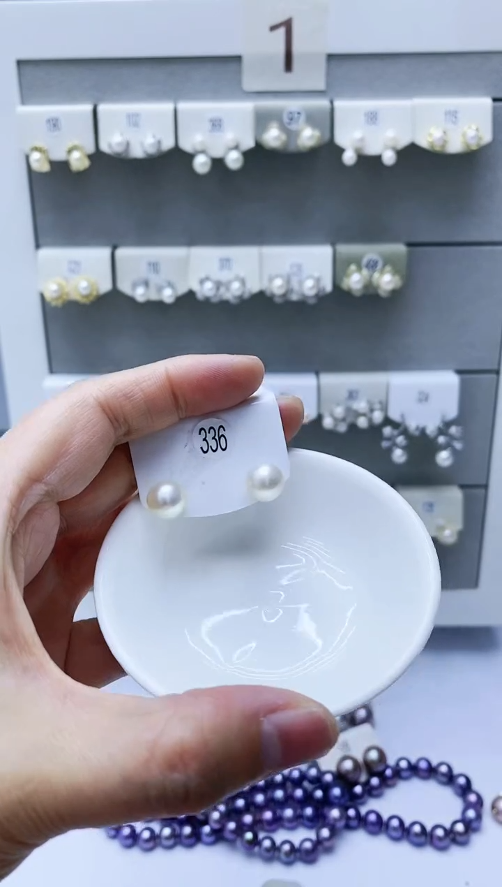 【闪购商品】海水珍珠耳饰银S925镶嵌336