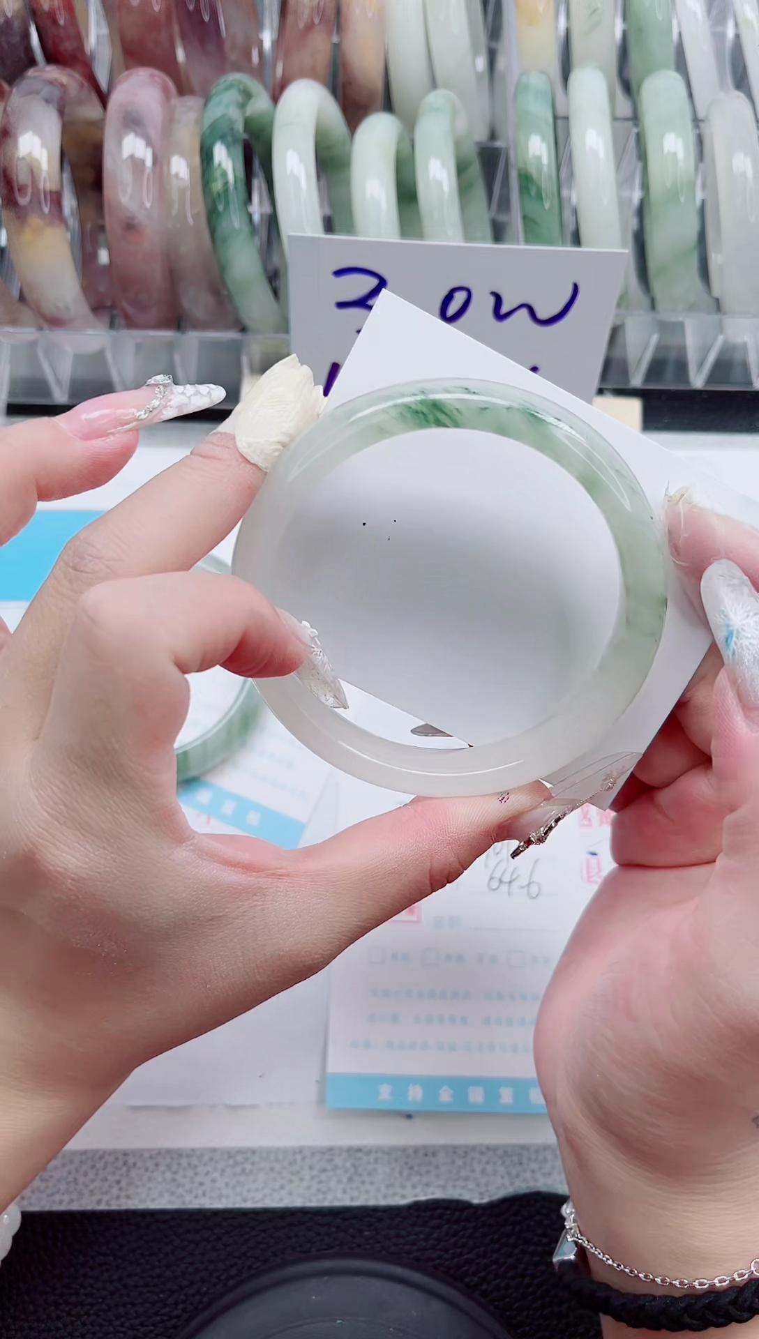 【闪购商品】石英质玉手镯未镶嵌A101-64.6