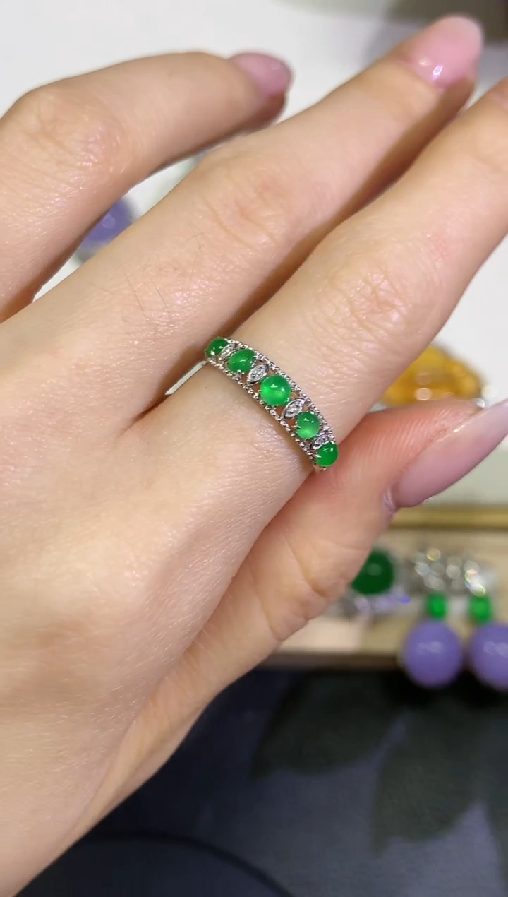 【闪购商品】翡翠颈饰18K金镶嵌团购4