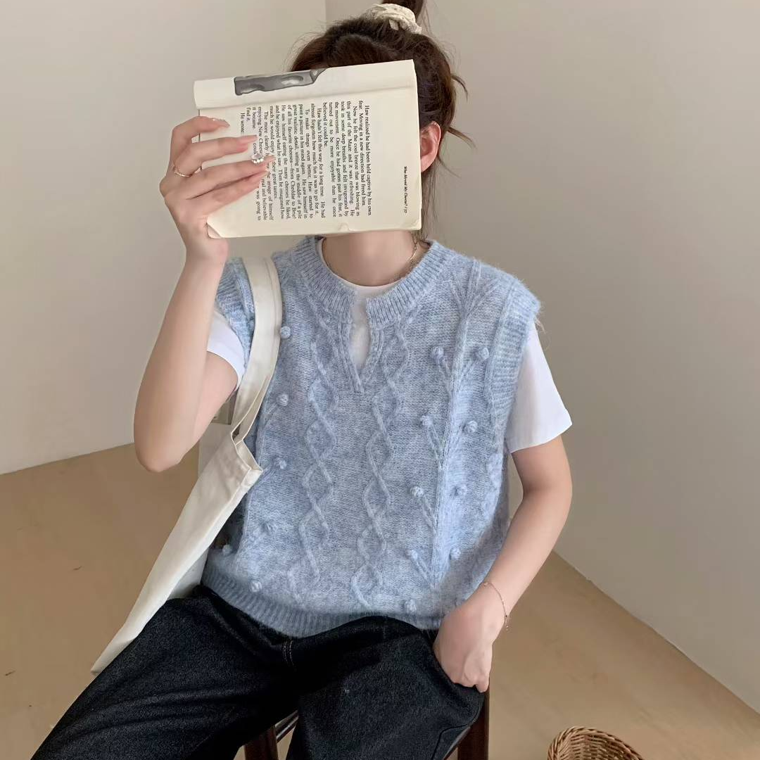 毛球软糯纯色针织马甲女春秋季宽松百搭无袖背心坎肩外搭上衣