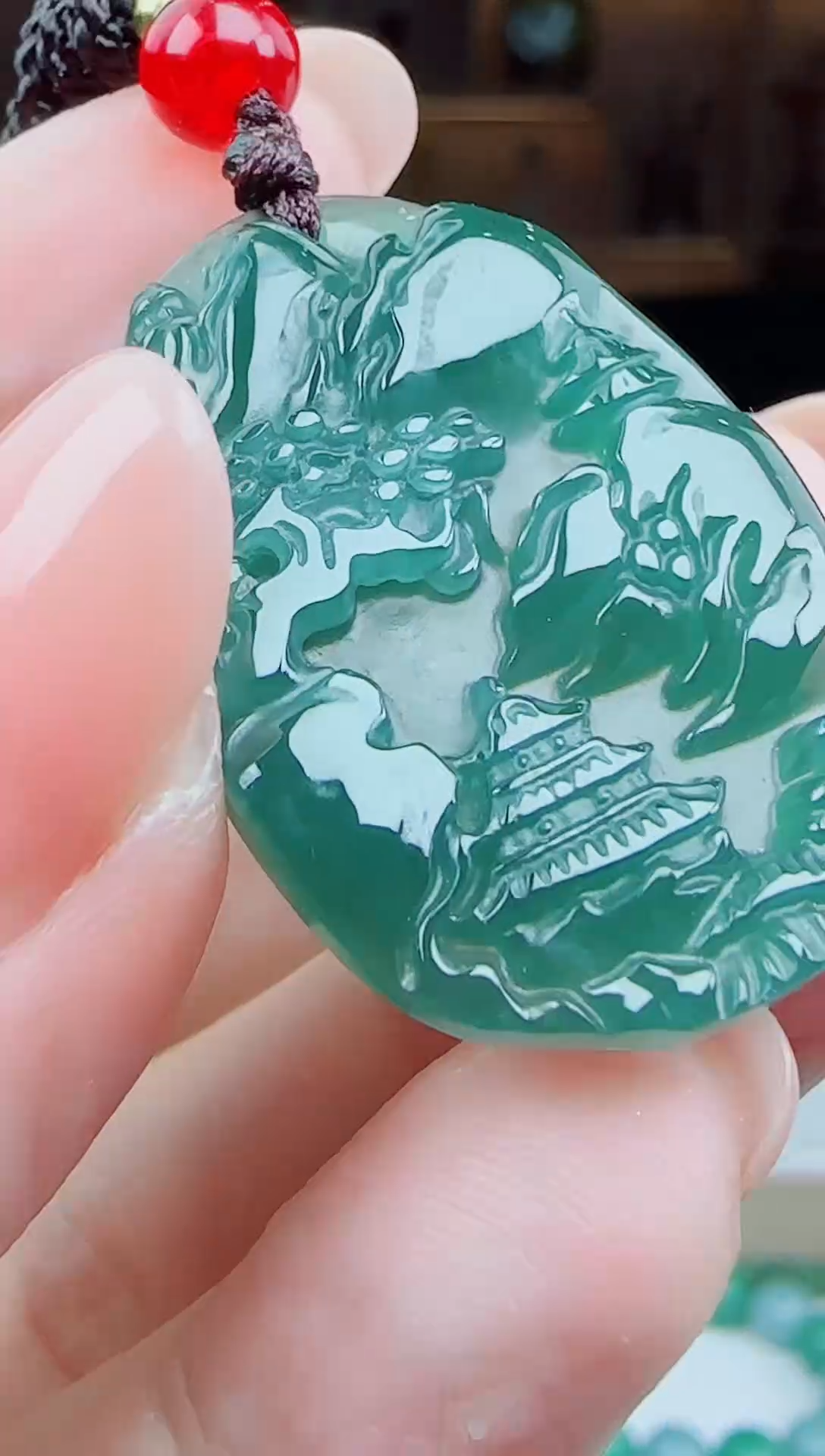 颈饰未镶嵌翡翠多样性发其一  山水