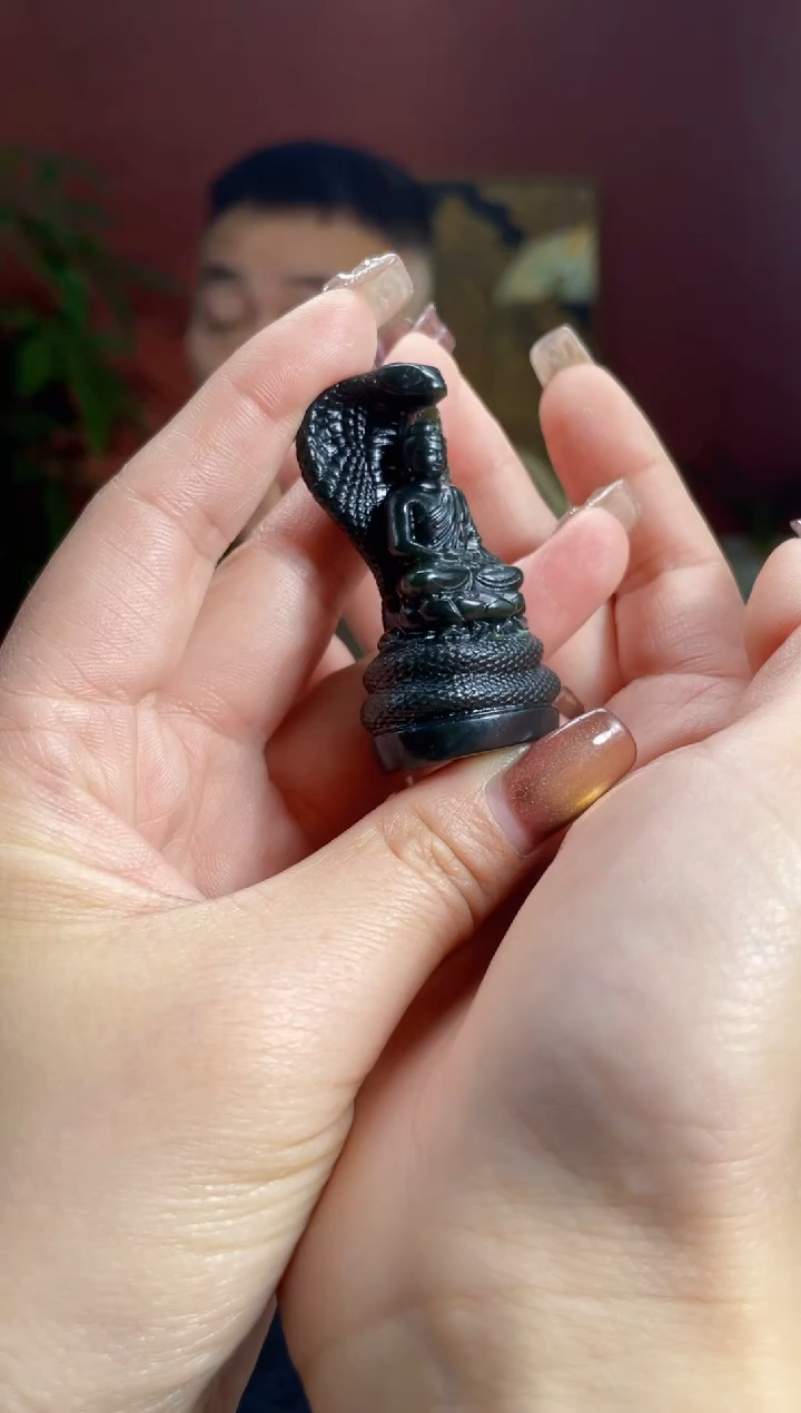 未镶嵌和田玉挂件释迦摩尼