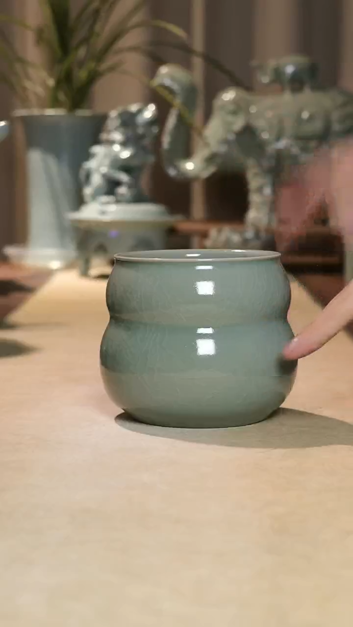 渣斗············
