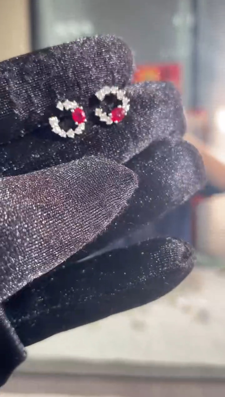 【闪购商品】红宝石耳饰9K金镶嵌红宝石