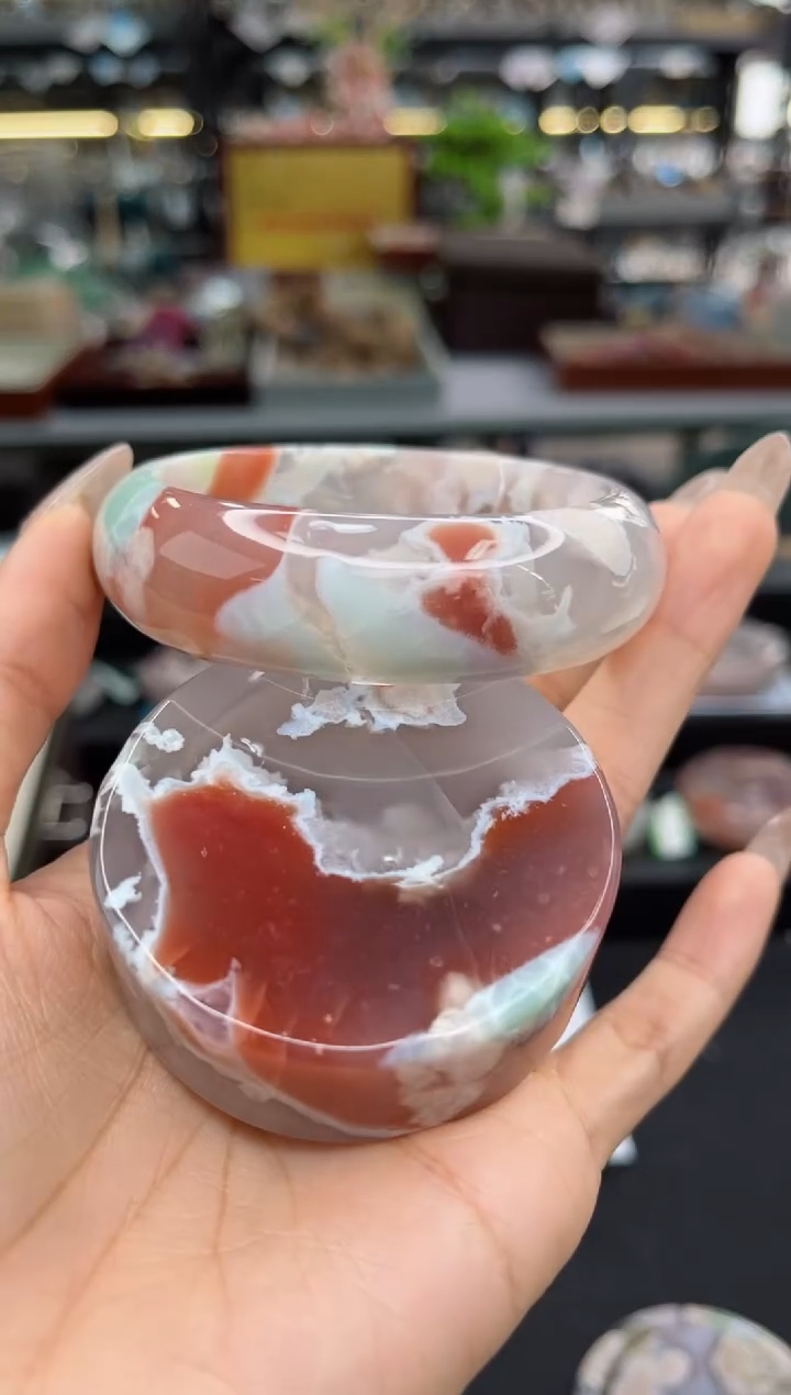 【闪购商品】石英质玉手镯未镶嵌58圈口（赠品镯心）2S9222