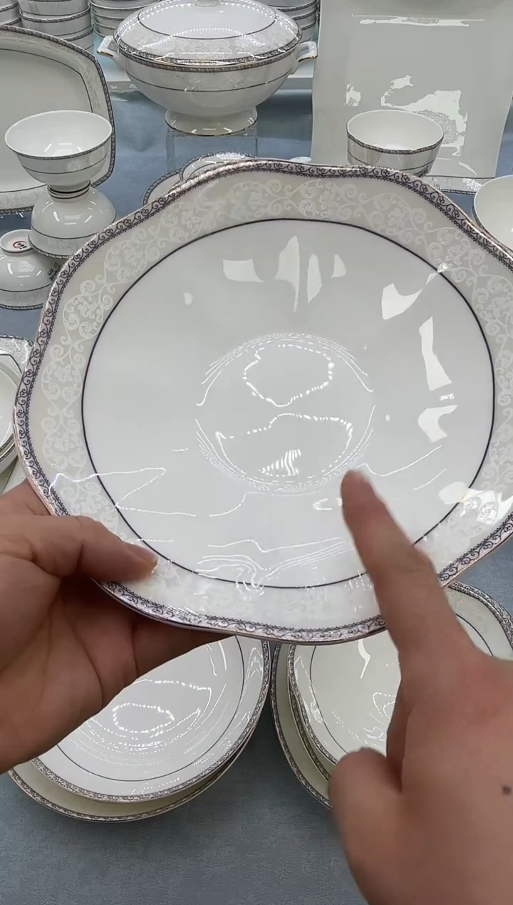 骨瓷玲珑8菊花2个 