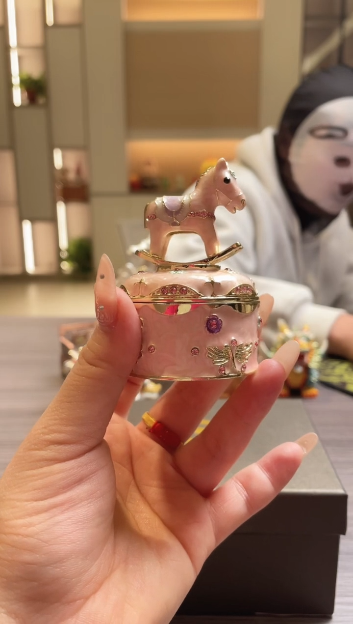 七宝烧珐琅彩首饰盒