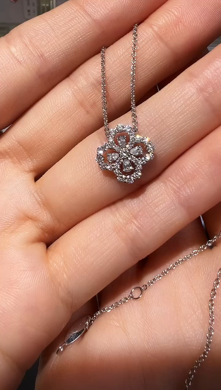 【闪购商品】实验室培育钻石裸石未镶嵌四水滴吊坠