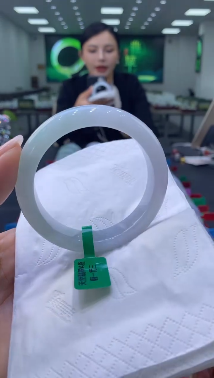 未镶嵌手镯翡翠00003114