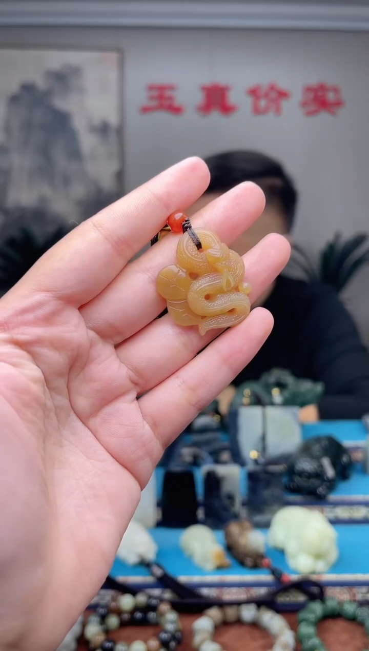 未镶嵌和田玉挂件1