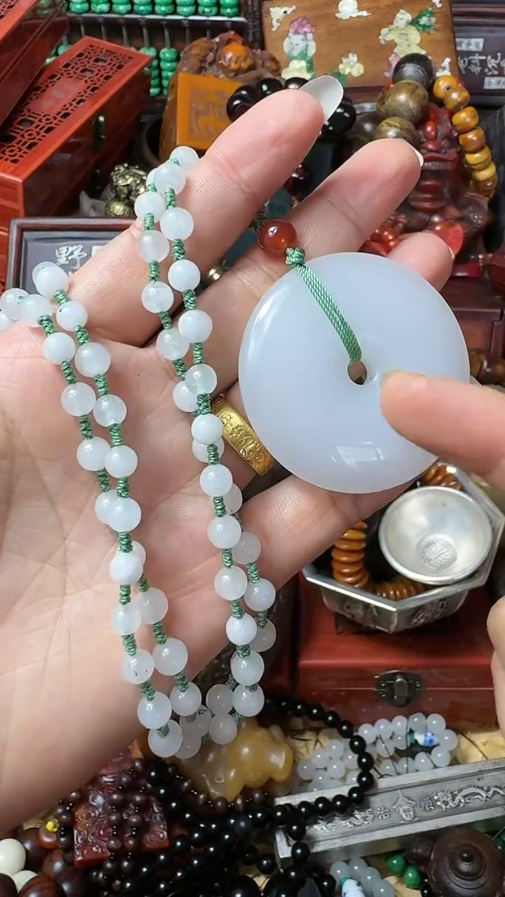 未镶嵌和田玉（白玉）挂件主播推荐：一物一拍，讲解为准！