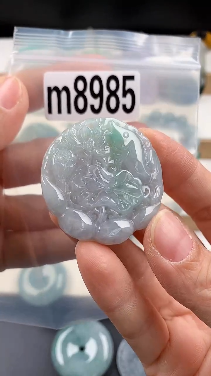 颈饰未镶嵌翡翠天然翡翠吊坠挂件