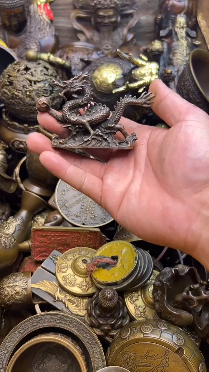 精美铜器，点击下单