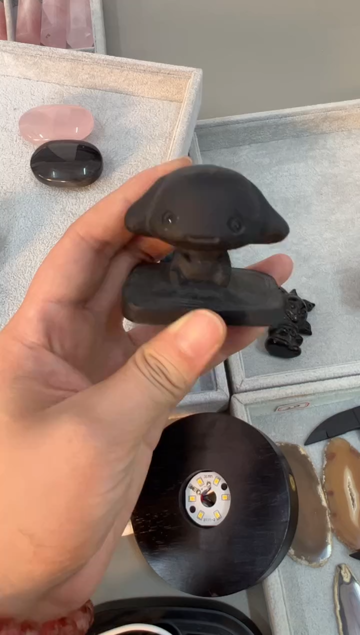 未镶嵌黑曜岩珠宝奇石M229