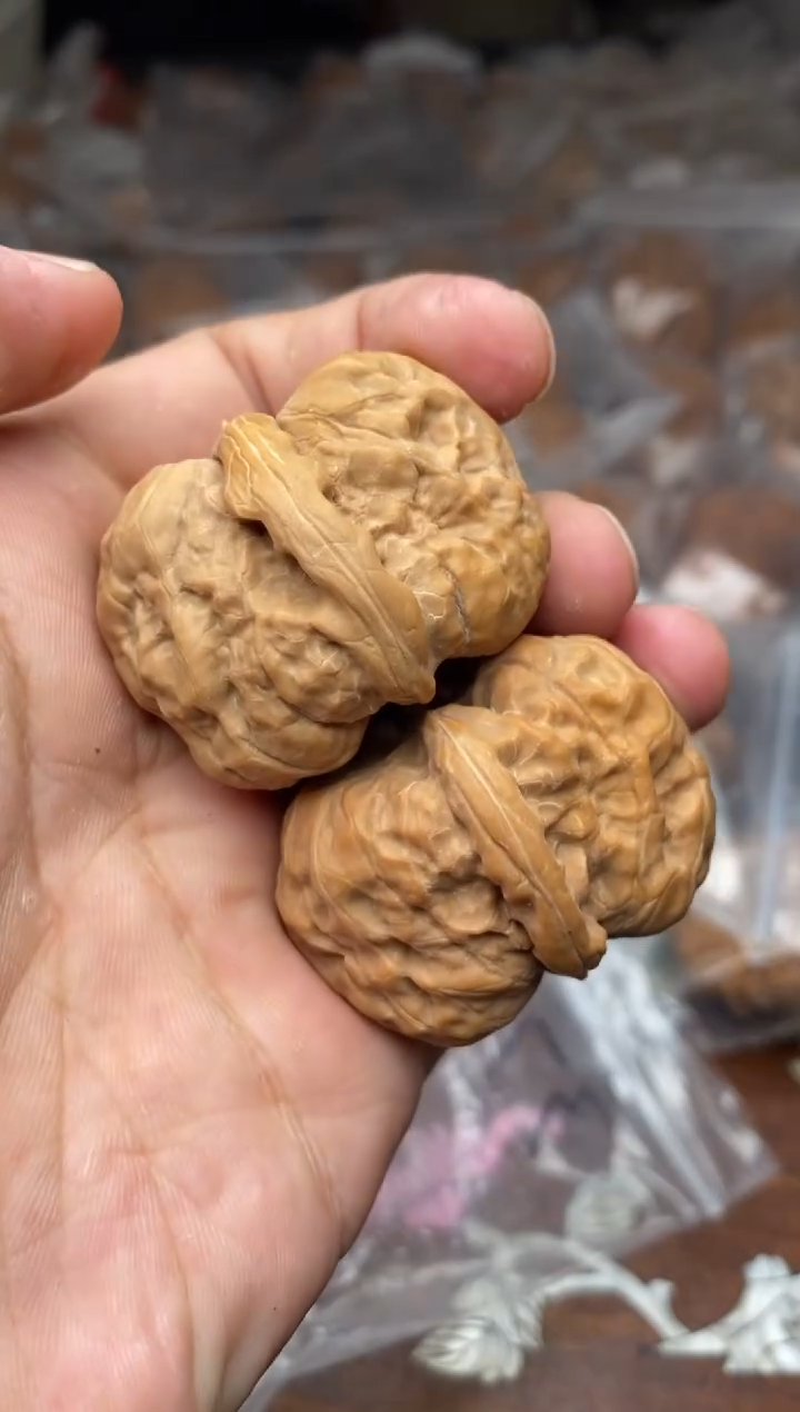 【闪购商品】文玩核桃把件A32号37尺蛤蟆.团