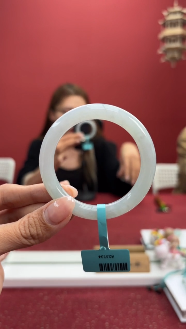 【闪购商品】翡翠手镯未镶嵌13手镯