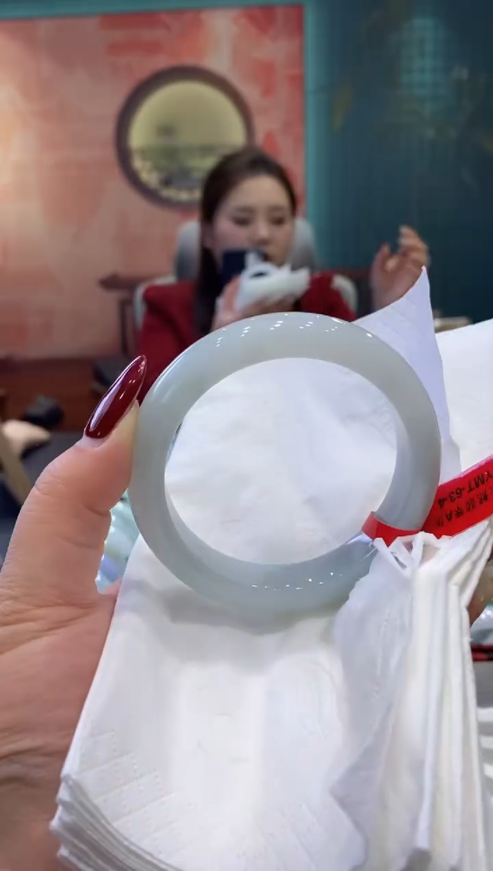 【闪购商品】翡翠手镯未镶嵌多人0019490