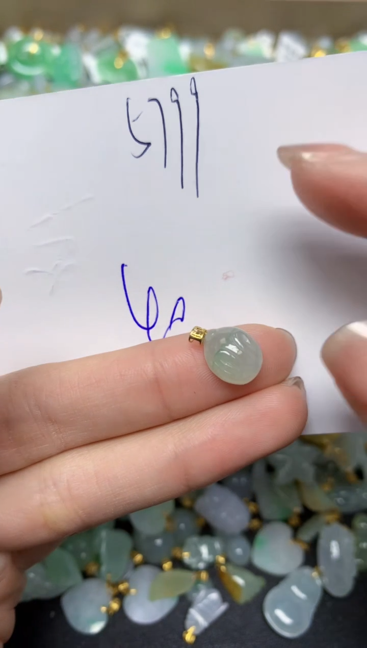 【闪购商品】翡翠颈饰18K金镶嵌天然翡翠A货