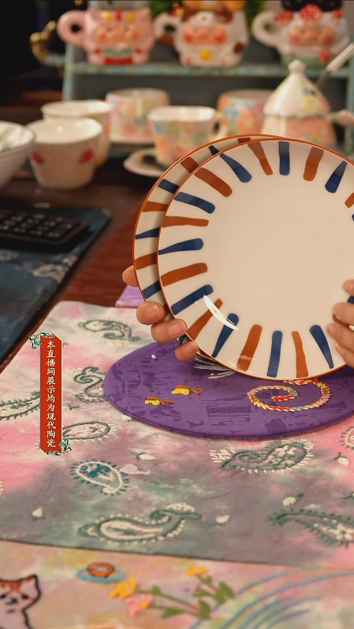 摆件陶景德镇文人器小阿姨直播中