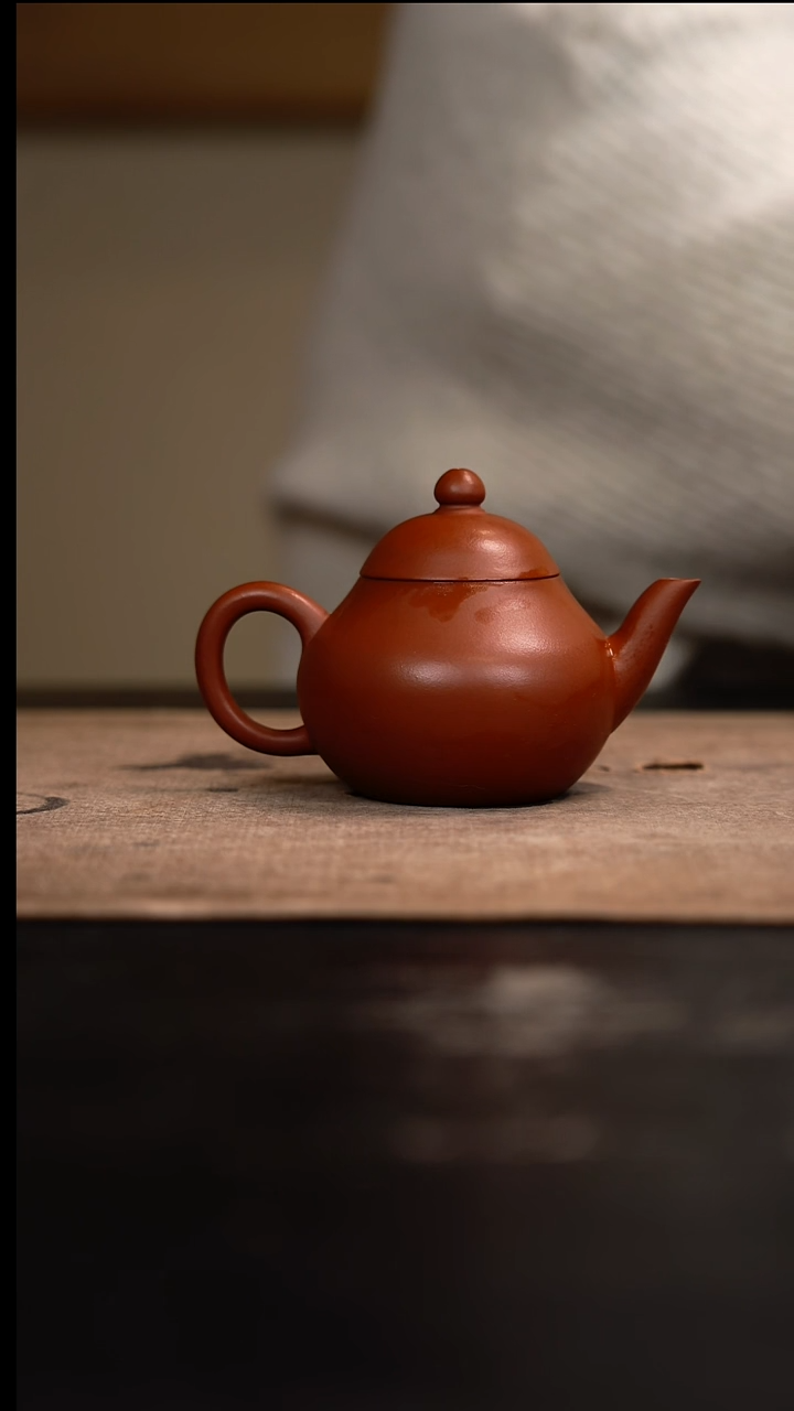 【闪购商品】紫砂茶壶梨形壶朱泥110cc
