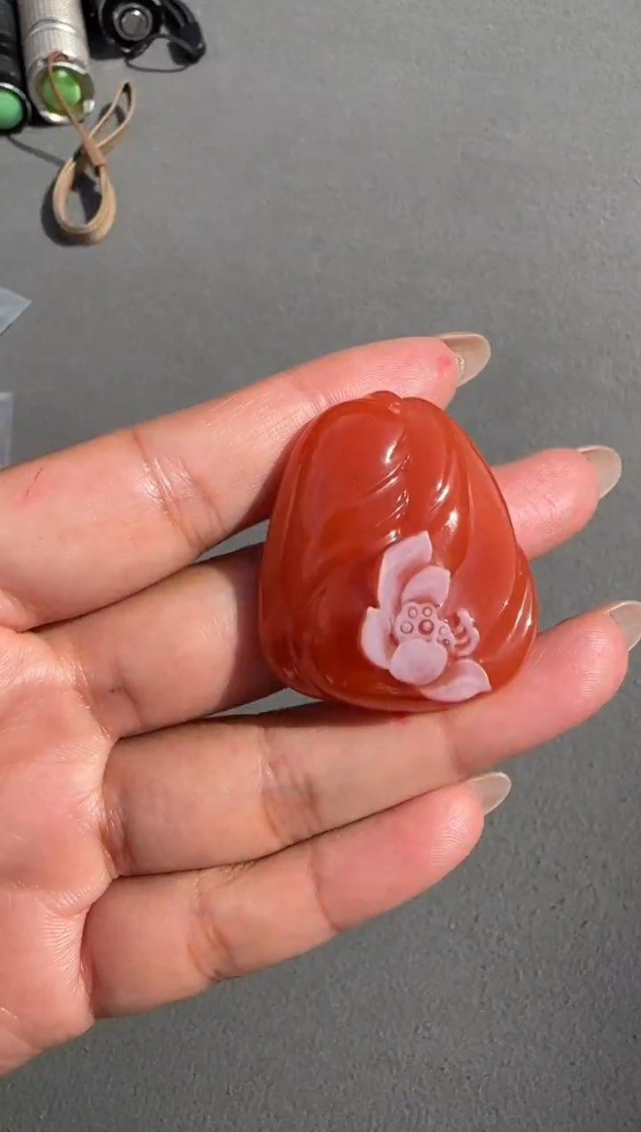 未镶嵌配饰南红玛瑙原矿无优化花牌29号w