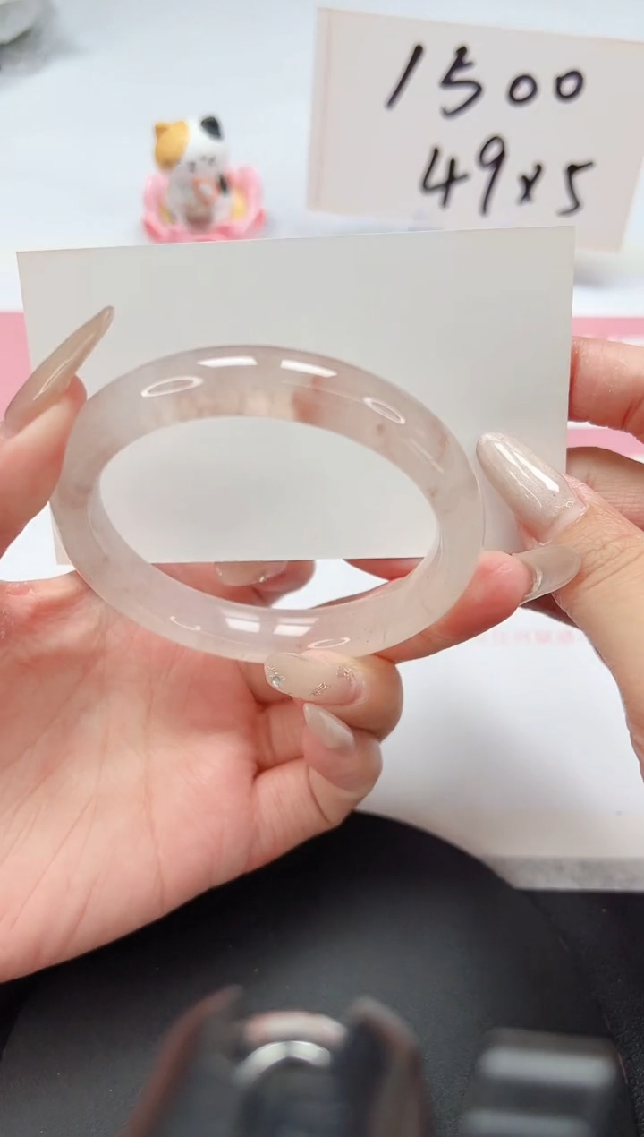 【闪购商品】石英质玉手镯未镶嵌A28-58