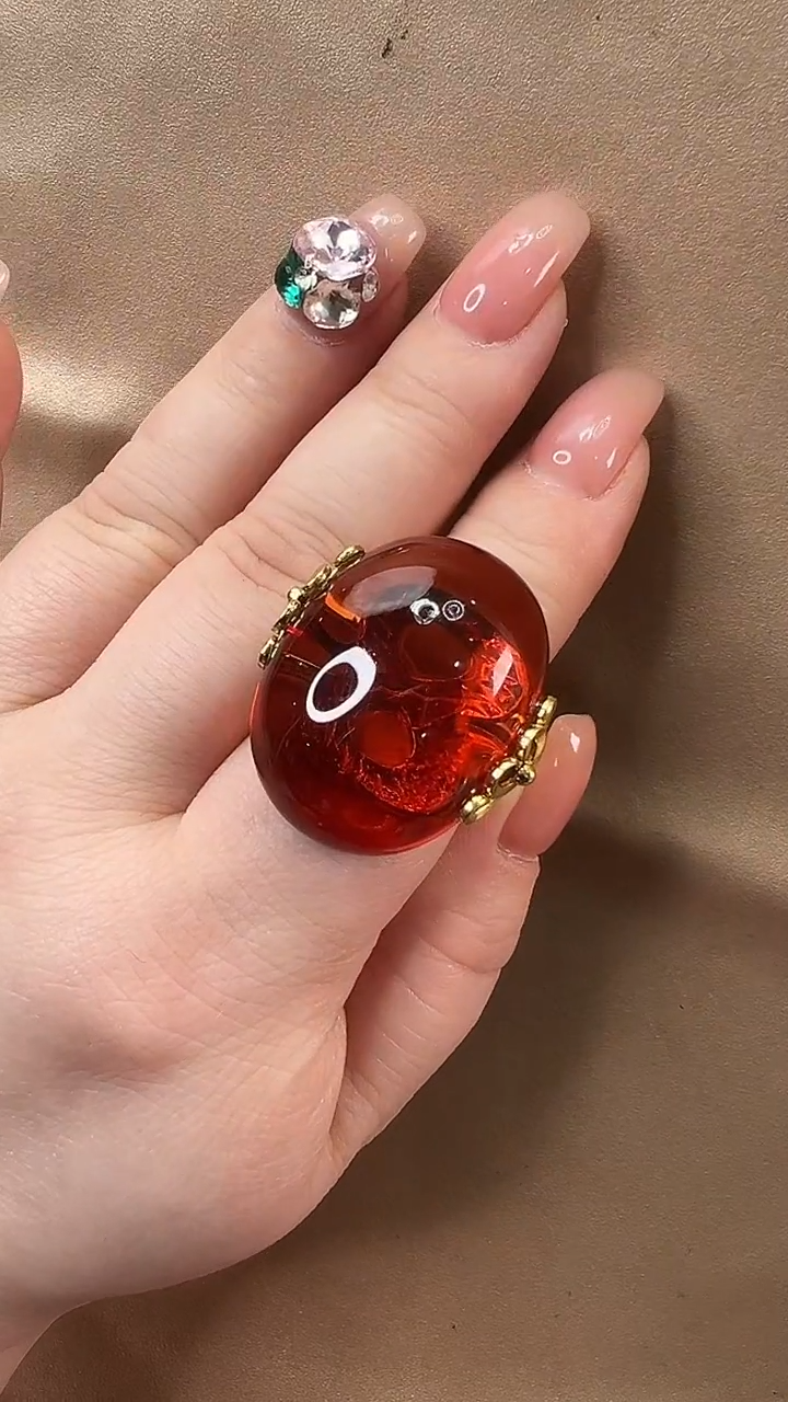 琥珀颈饰未镶嵌戒指