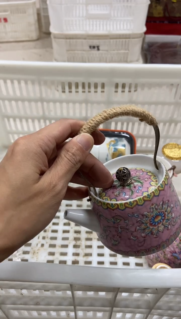 无运费险有瑕疵的摄影的产品有使用过的痕迹有点脏介意勿拍