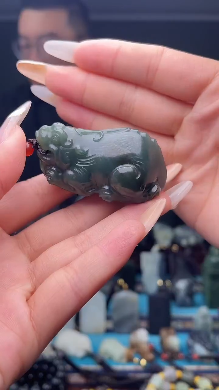 未镶嵌和田玉挂件1