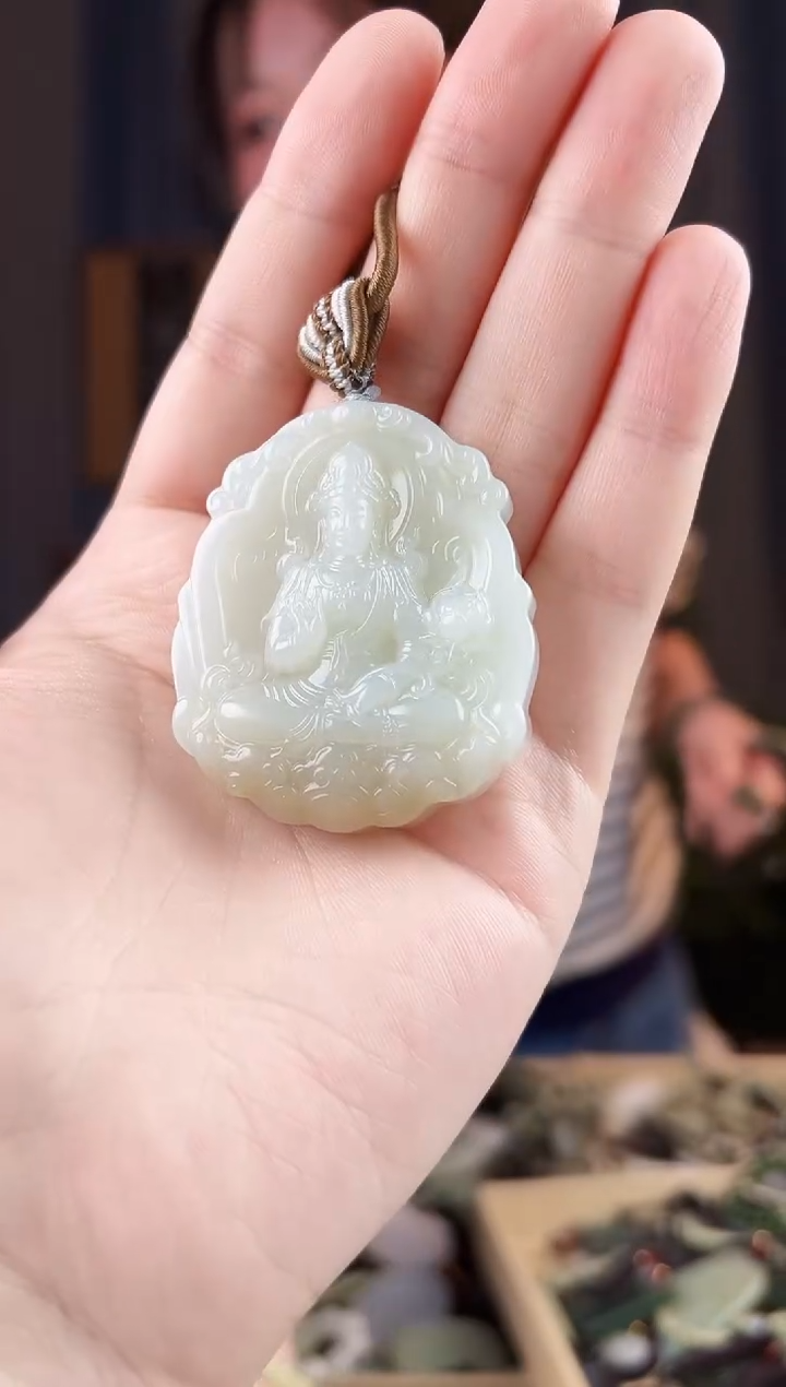 颈饰未镶嵌和田玉拍一发一，多样性发货