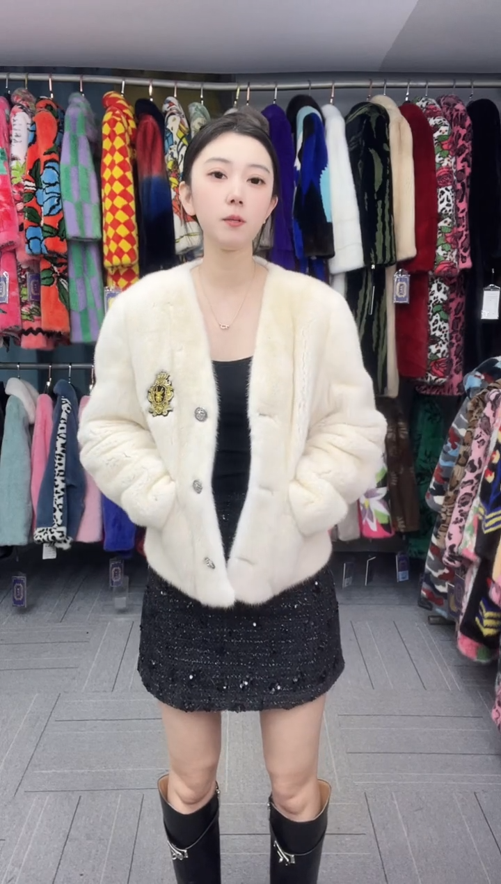 时尚新款貂皮大衣