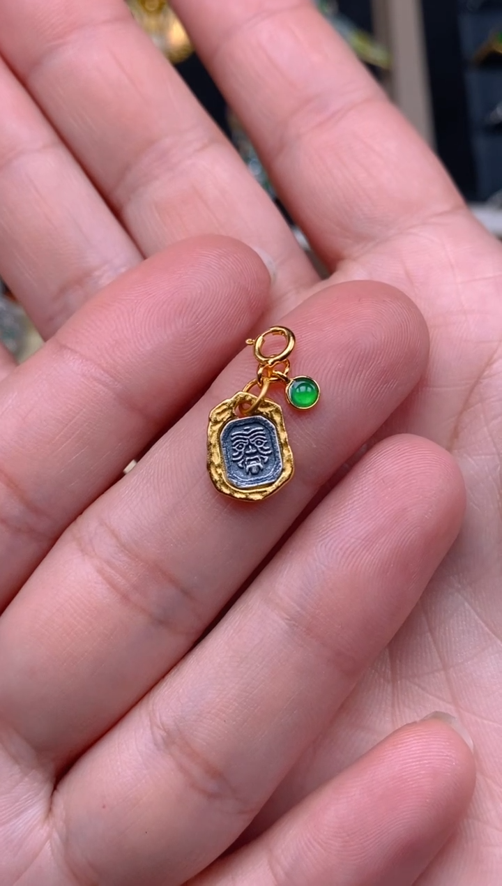 【闪购商品】翡翠吊坠(不含链)未镶嵌扎基拉姆