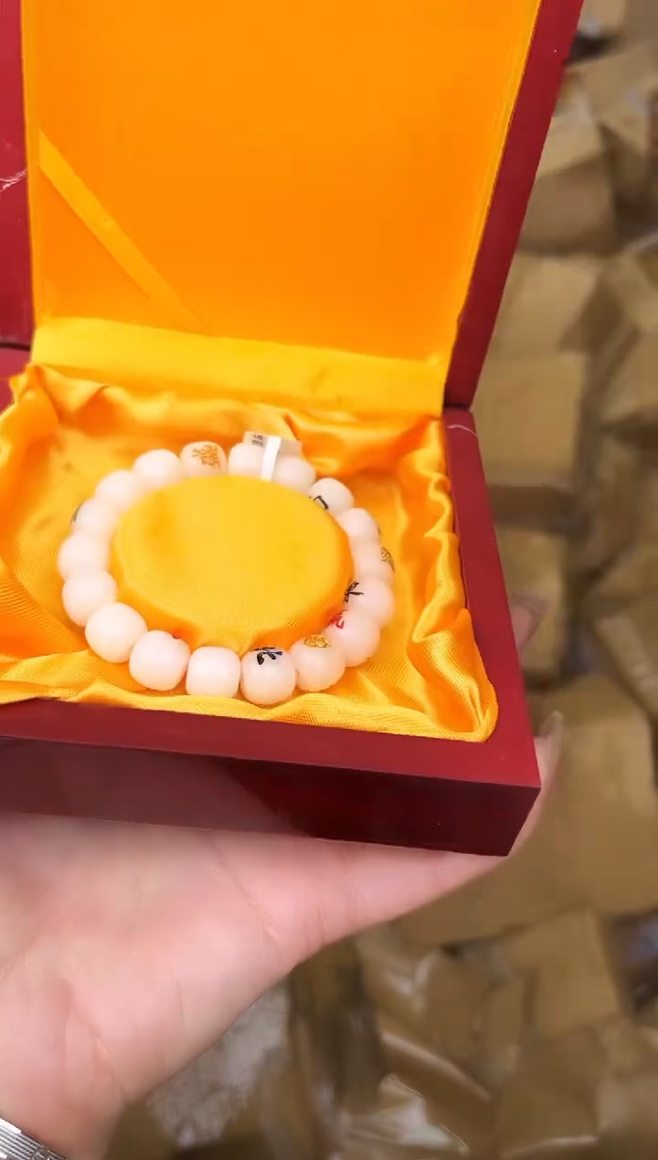 手串立夏甄选福利闪购商品无礼盒