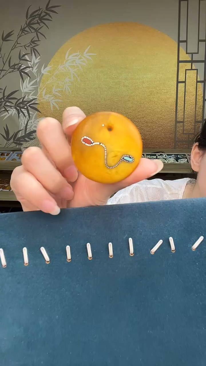 裸石琥珀未镶嵌A2713天然蜜蜡绑绳