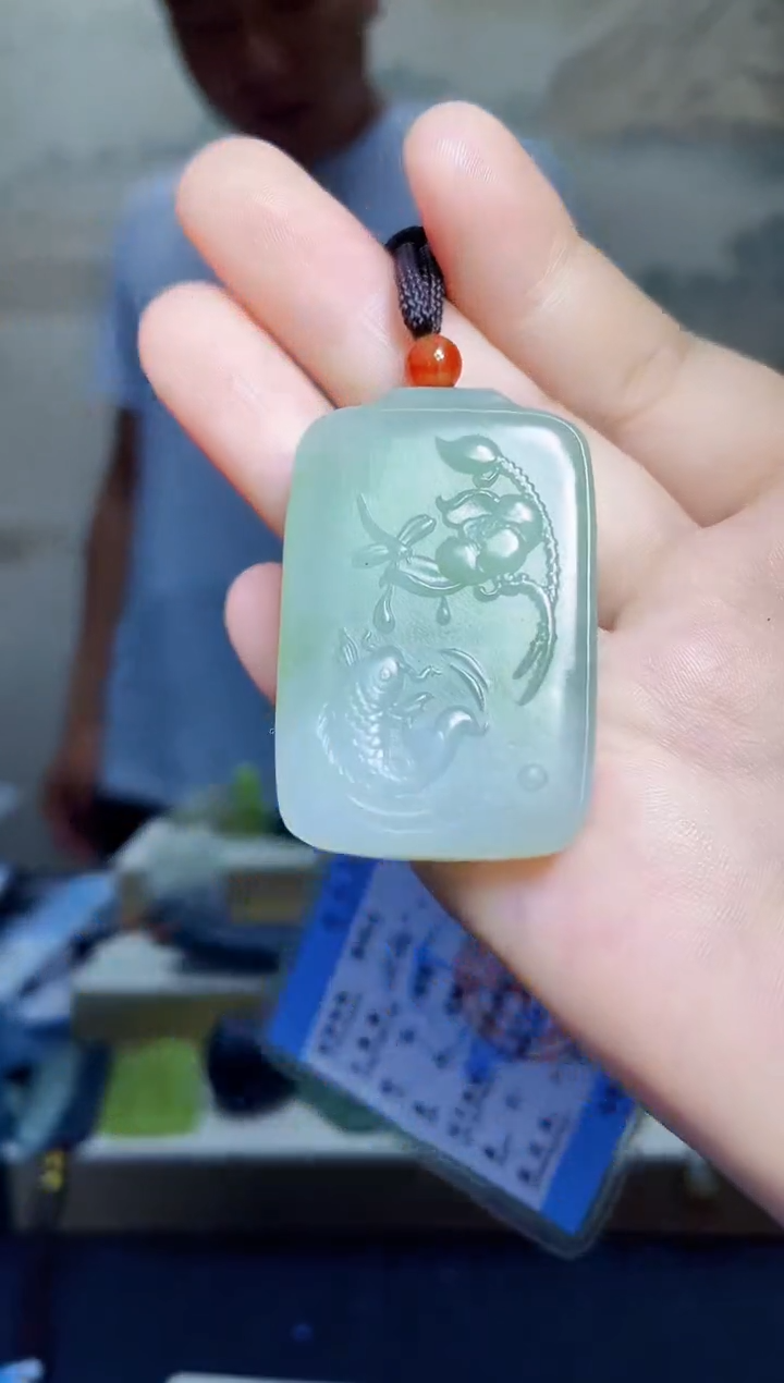 和田玉未镶嵌颈饰1