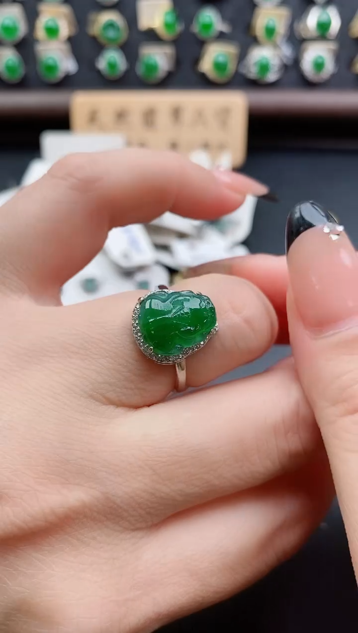 银S925镶嵌戒指翡翠1