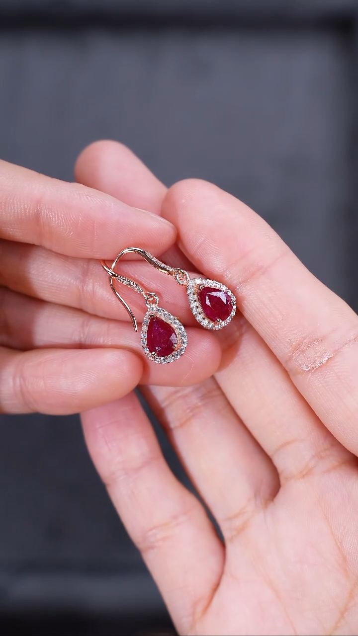 【闪购商品】红宝石耳饰银S925镶嵌耳饰