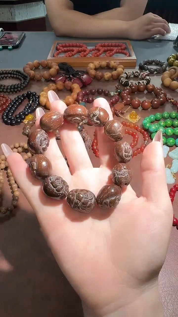 紫金鼠手串 艾58 多样性发货其一