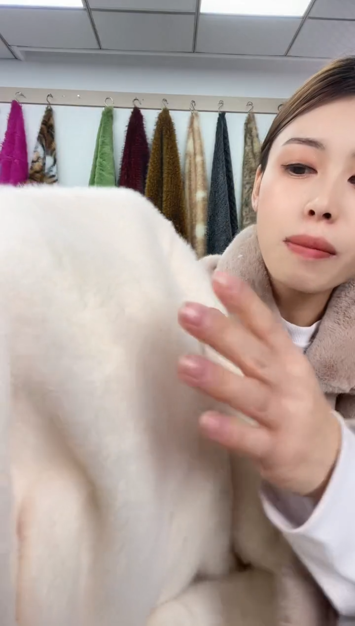 狐狸毛D517，尺寸1.8*1