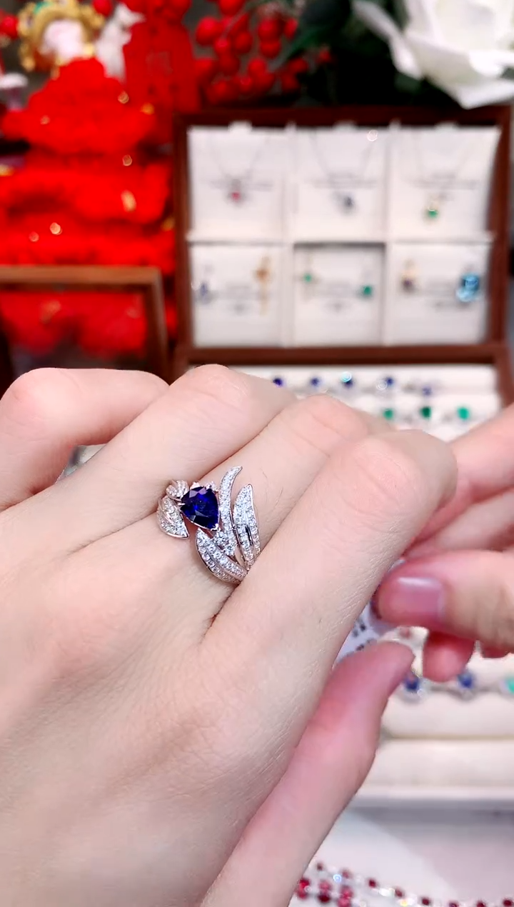 【闪购商品】蓝宝石戒指18K金镶嵌1.24ct/天然宝石/七天无理由