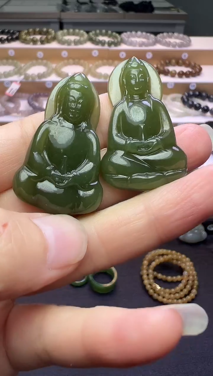 颈饰未镶嵌和田玉72号链接多样性发一（先拍先挑）有白点