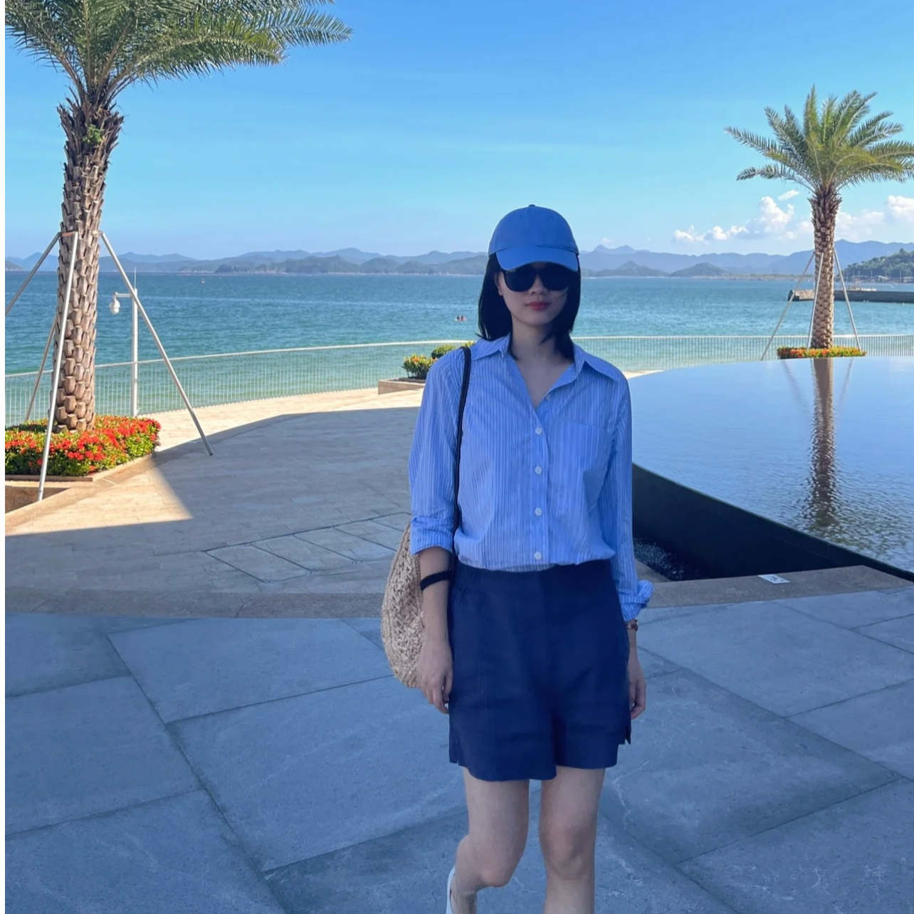 未使用 BURBERRY/博柏利 孤品孤码特价品满logo字母真丝速干短裤