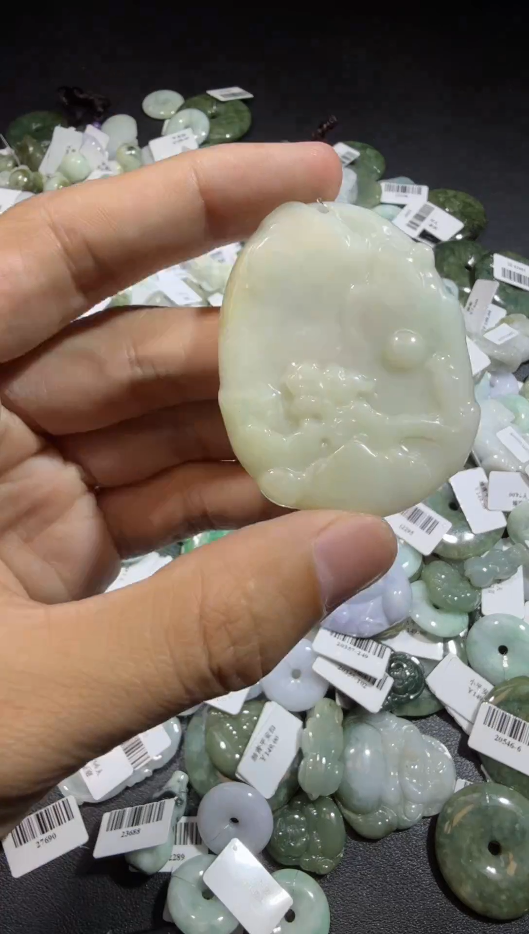 【闪购商品】翡翠颈饰未镶嵌00002262