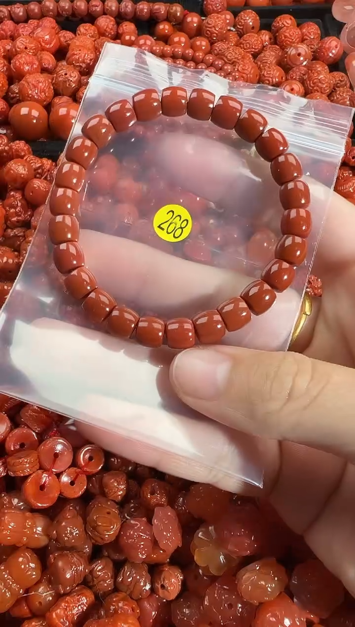 颈饰未镶嵌南红玛瑙1