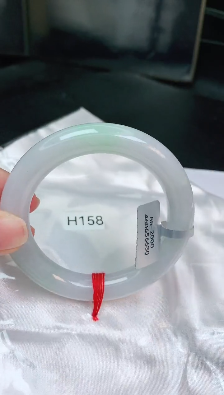 【闪购商品】翡翠手镯未镶嵌缅甸天然A货翡翠