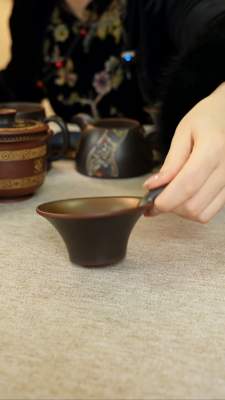 广西钦州坭兴陶茶漏