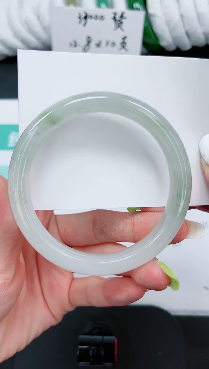 石英质玉手镯未镶嵌851/62