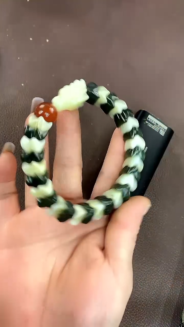 未镶嵌手链和田玉手串