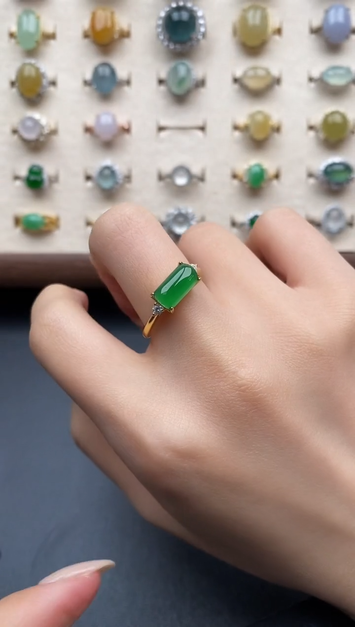 银S925镶嵌戒指翡翠一物一证一礼盒